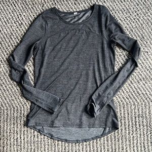 Lululemon Gray long sleeve shirt size 4
